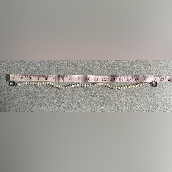Freshwater Pearl Circle Clasp Necklace - Picture 7 of 10